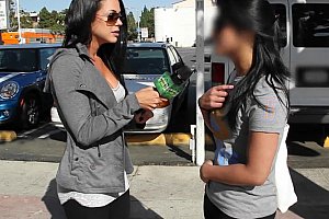 女m裸体跪着伺候泄欲小说