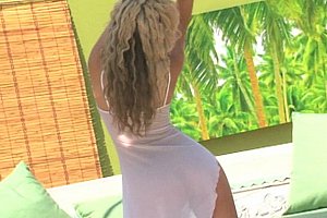 big tits milf wet pussy